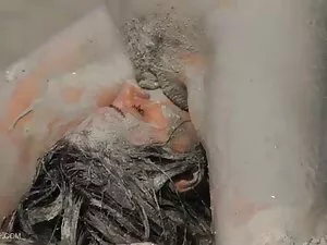 Tóc vàng, mặt trời m ...