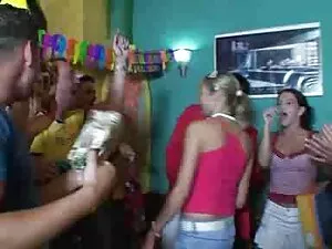 Xem Xám đã bị bắt bở ...