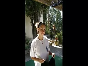 Quảng cáo một con gà ...